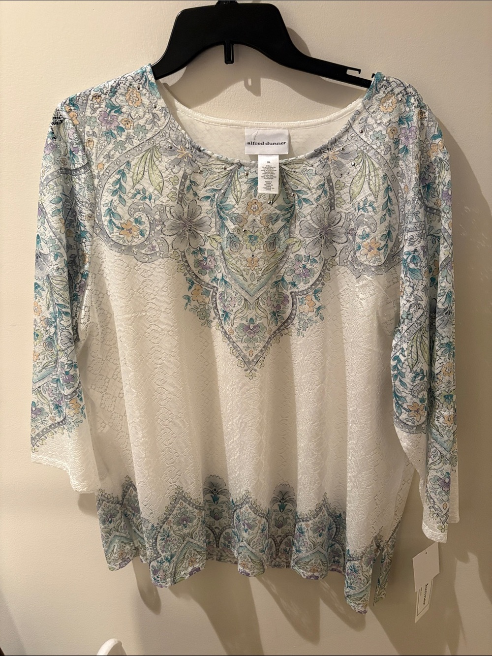 Alfred Dunner Cream Lace-Overlay Boho Floral Tunic with Blue & Green Accents
